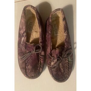Red Head Brand Company Men's Loafers Moccasins Size 10 Slip On Camouflage Shoes